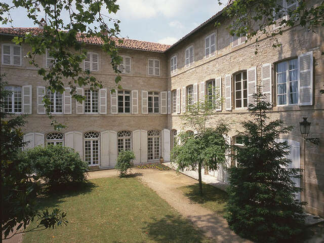 Les Monuments : la Sous-Préfecture, Hôtel de Salgues