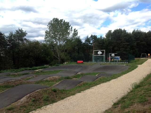 Aire de Pique-Nique Espace Sports et Loisirs