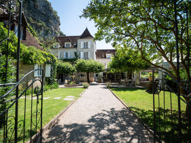 Hôtel Restaurant Domaine Les Falaises