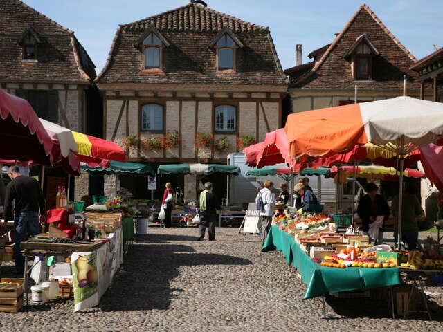 Marché à Bretenoux