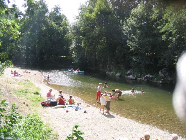 Baignade à Sauliac-sur-Célé dans la rivière Célé