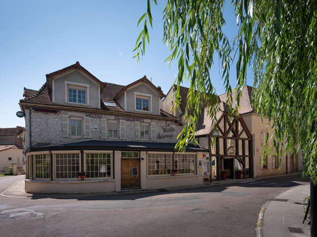 Hôtel Restaurant La Vieille Auberge