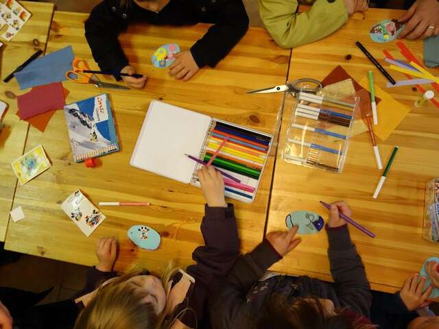 Atelier bricolage en lien avec l’exposition « Révolutions animales »