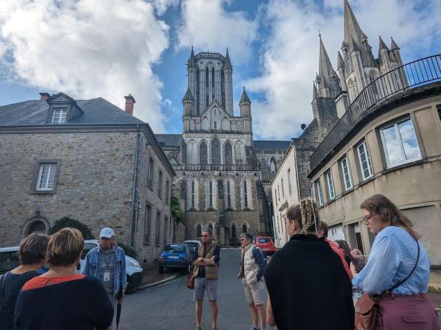 Coutances au fil des rues