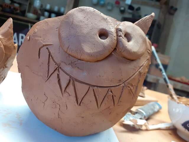 Stage poterie - modelage enfant