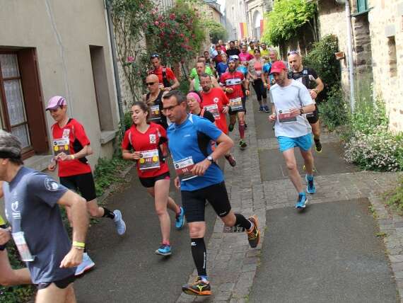 Les 6 heures de Sainte-Suzanne