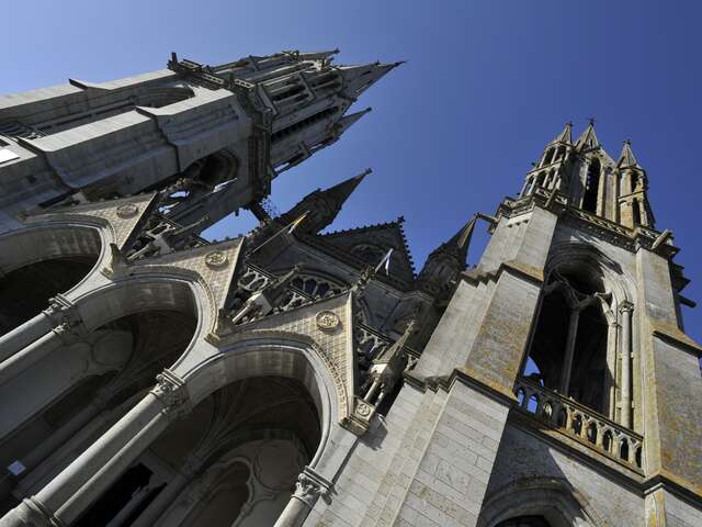 Pontmain, Cité mariale