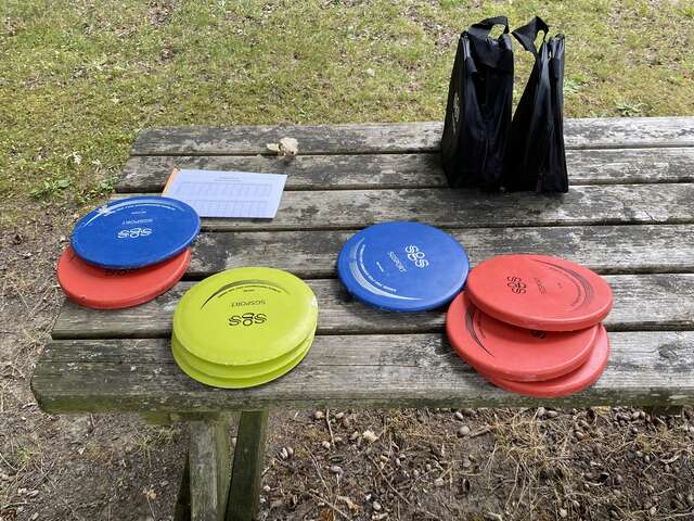 Tiger Woods du Frisbee : Initiation au Disc Golf