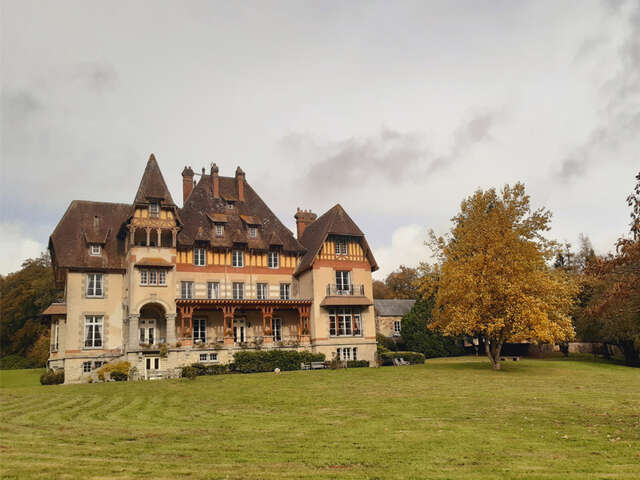 Pierres en lumières : Soirée contes au château du Gué aux biches