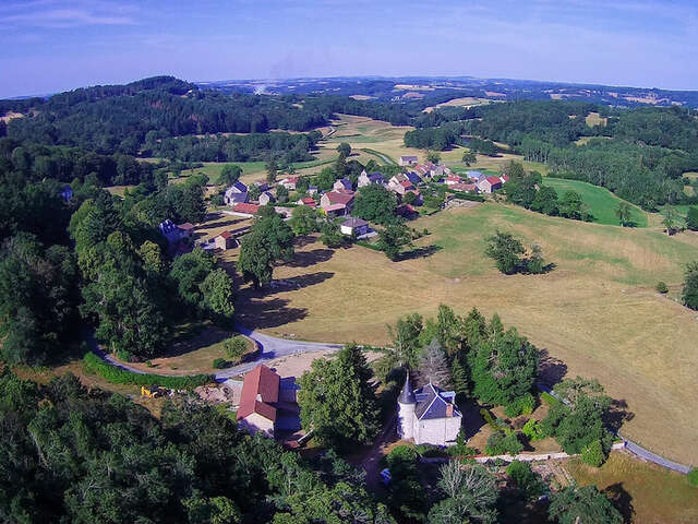 Circuit de randonnée : chemin du vieux chêne