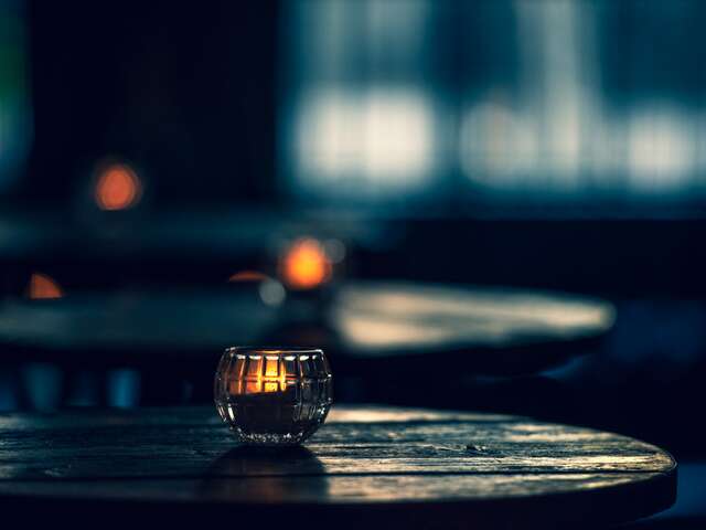 LE PLAZA BAR