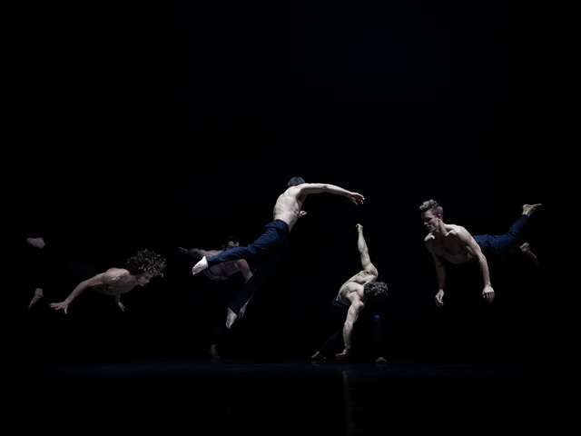 Circa Contemporary Circus 
