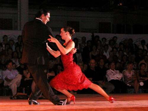 Tarbes en tango au Château Montus