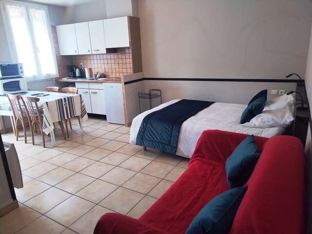 LA MAISON SAHUT (TERRASSE 2EME ETAGE)