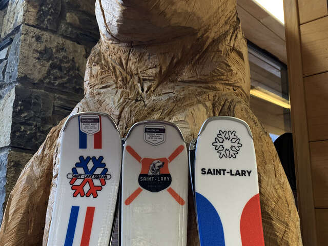 SKISET SAINT-LARY 1700