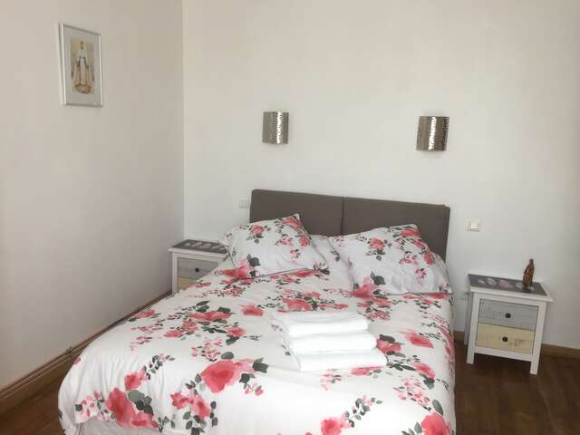 MARIE, MERE ET REINE DE LA RECONCILIATION - LA SAINTE FAMILLE