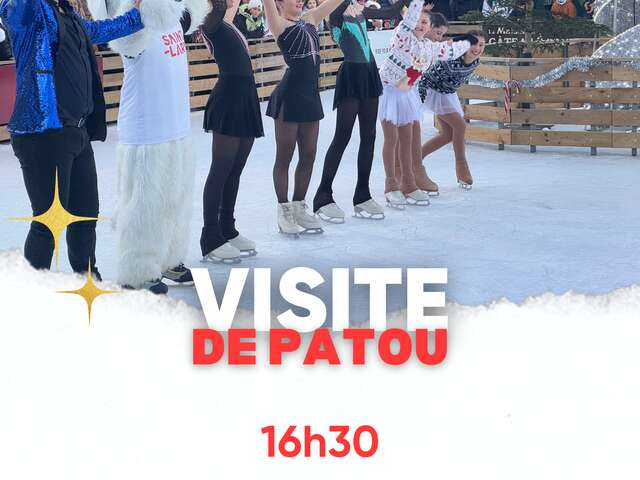 Visite de la Mascotte Patou à la Patinoire et dans les rues du village