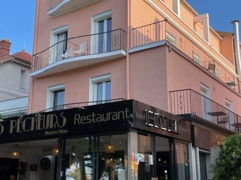 HOTEL DE LA PLAGE