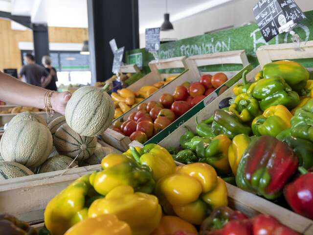 MARCHÉ DE BENET