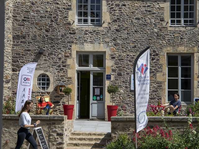 OFFICE DE TOURISME DE SAINTE-SUZANNE - LES COËVRONS