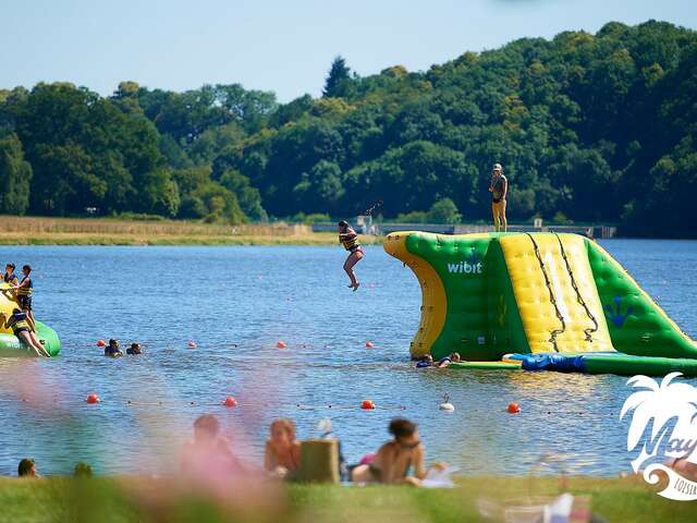 PARC AQUATIQUE GONFLABLE WIBIT - BASE DE LOISIRS