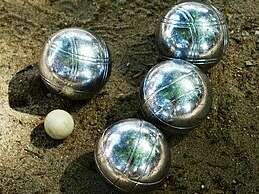 Concours de pétanque