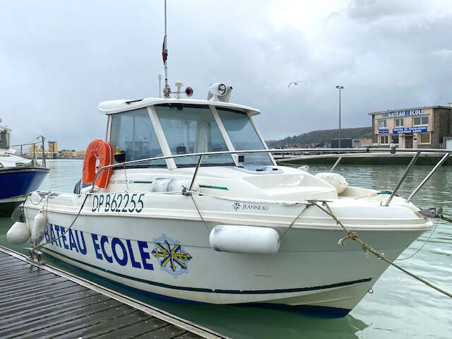 Bateau Ecole ITAG Port à sec