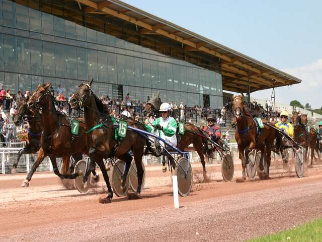 Hippodrome de Mauquenchy