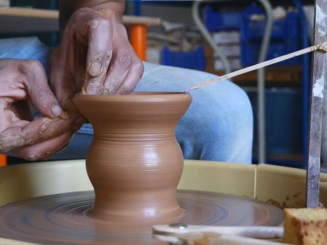 Démonstration d'artisan au musée