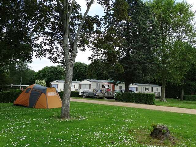 Camping de la Vallée à Lisieux