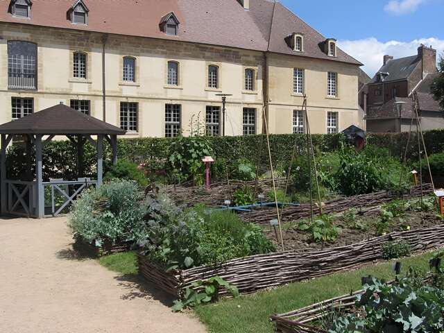 Jardin conservatoire des fleurs et légumes du Pays d’Auge à Saint Pierre sur Dives