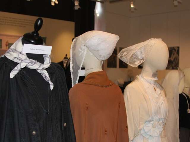 Exposition: Les costumes traditionnels du Trégor ☘️