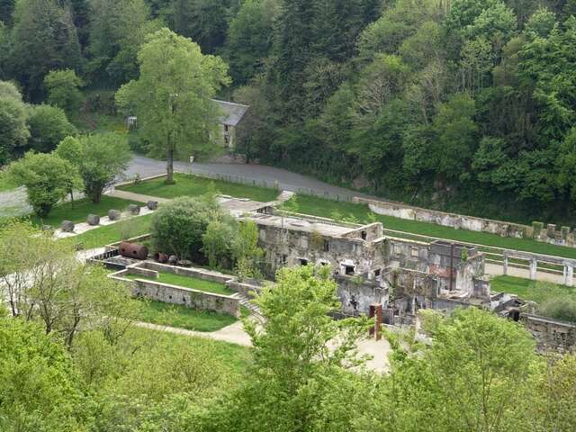 Site des papeteries Vallée en vallée du Léguer