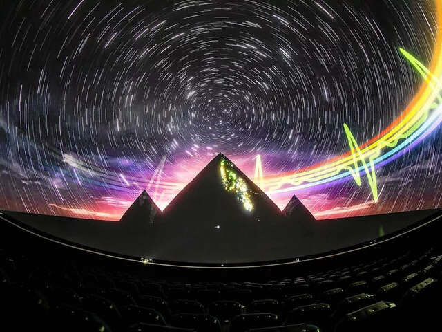 Dark Side of the Moon - Pink Floyd | Show immersif