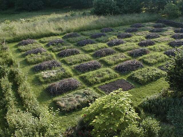 Promenade-découverte au jardin d'hélys-oeuvre