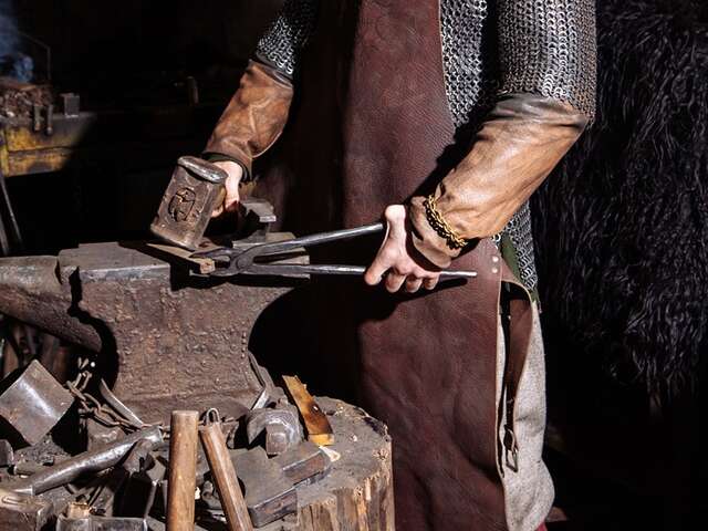 Atelier démonstration de ferronnerie d'art-Châteaux en fête