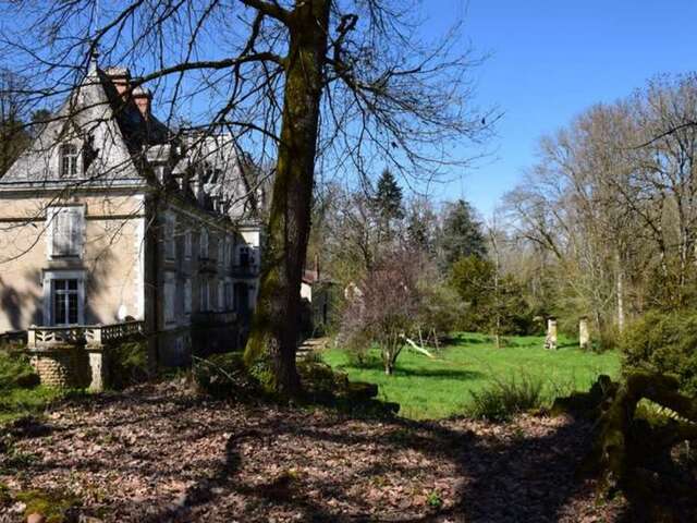 Jeunes depuis longtemps, rassemblement cyclomoteurs - Châteaux en Fête