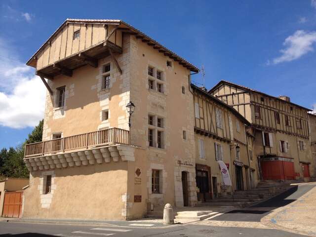 Office de Tourisme Saint-Astier / Neuvic