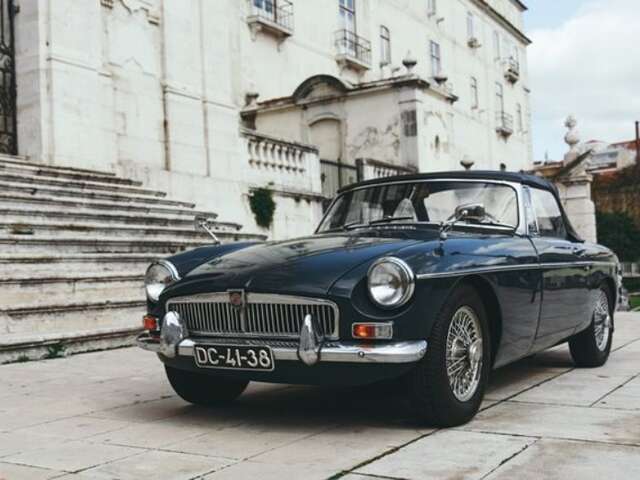 Rassemblement de voitures anciennes