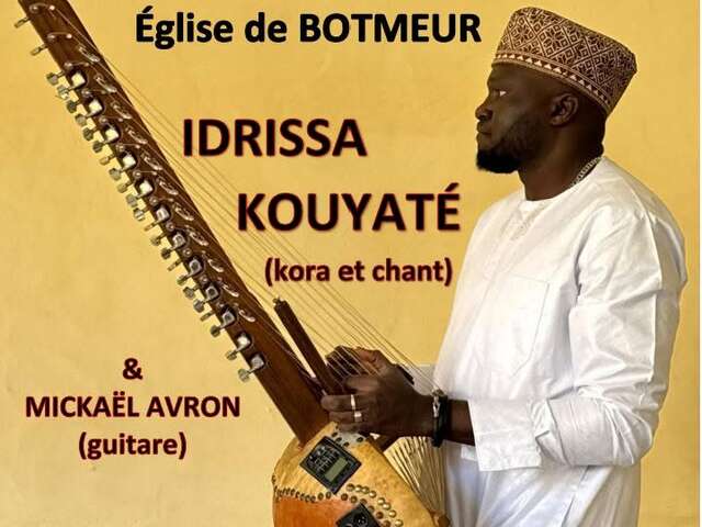 Idrissa Kouyaté, musique (kora et guitare) et chants d'Afrique de l'Ouest à Botmeur.