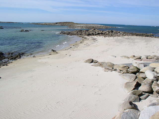 Plage de Treiz Lern, Landrellec