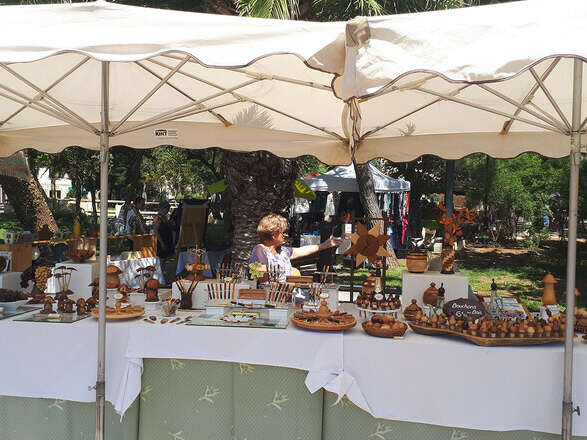MARCHÉ DES ARTISANS D'ART ET DES PRODUCTEURS