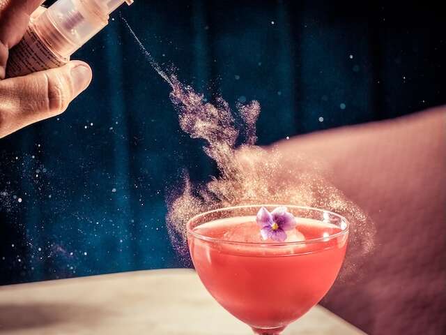 BONSOIR COCKTAIL BAR