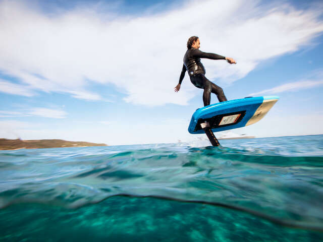 MONKI KITESURF SCHOOL : ECOLE DE KITESURF - MULTIGLISS - CENTRE DE FOIL ELECTRIQUE