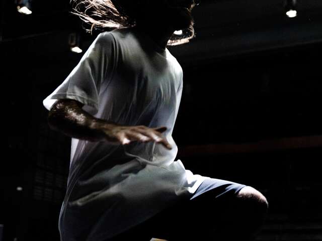 AMETONYO SILVA  A S S O M B R A Ç Ã O