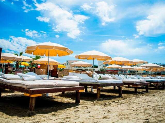 PLAGE DES ARTISTES - PLAGE PRIVEE