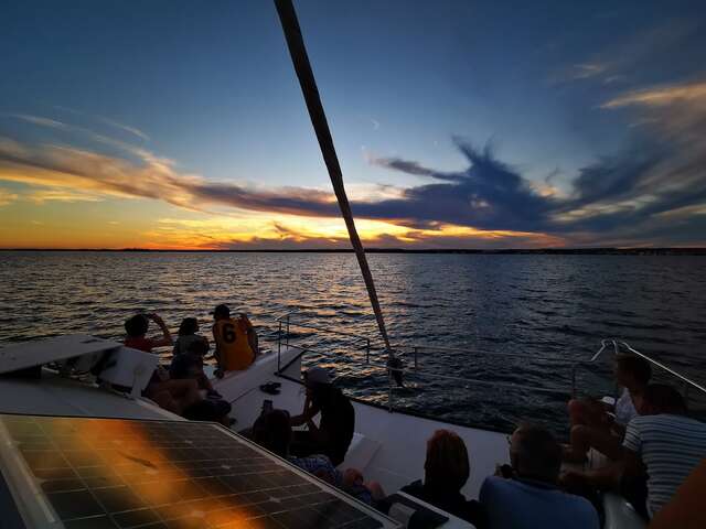 SORTIE CATAMARAN : COUCHER DE SOLEIL AVEC LE MANSATHAU