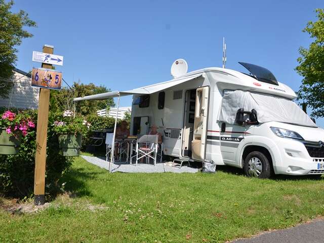 Aire de services du camping Teñzor de la Baie
