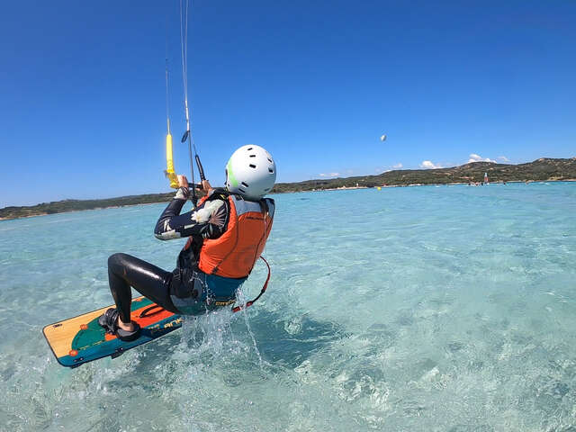 CORSICA KITEBOARDING