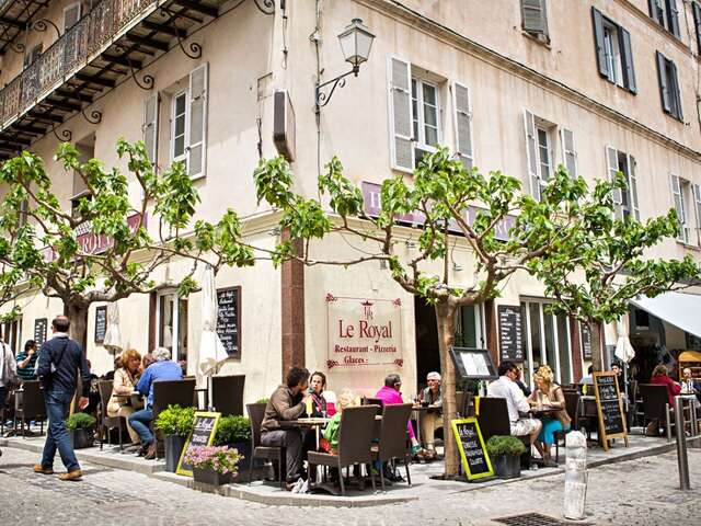 LE ROYAL